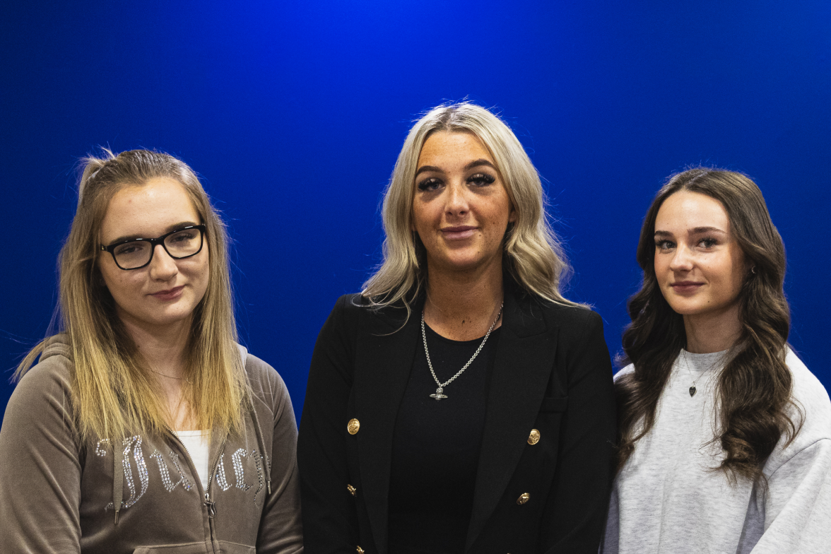 Maddie-and-Evie-NAW-Large